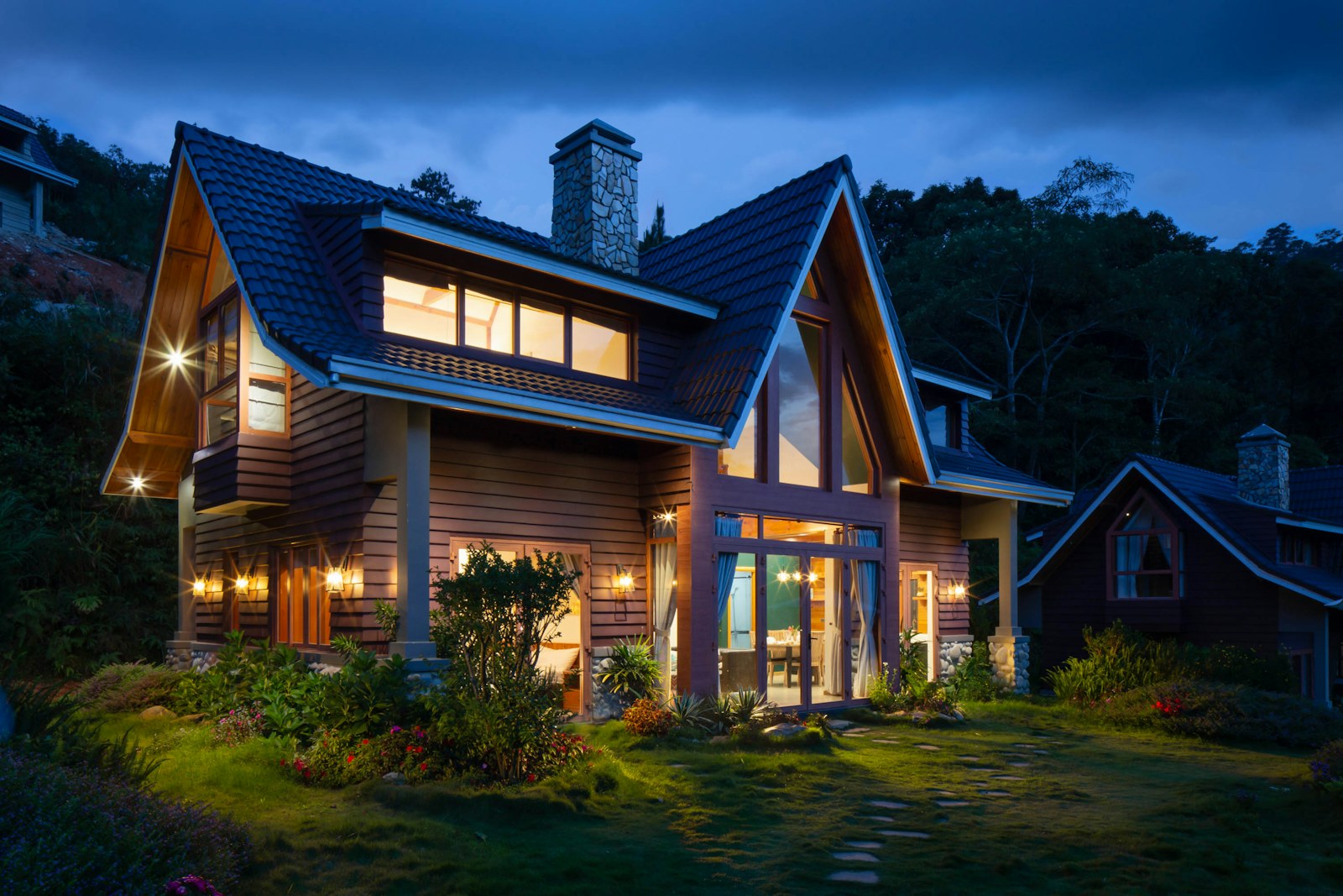 Bright, well-kept home exterior